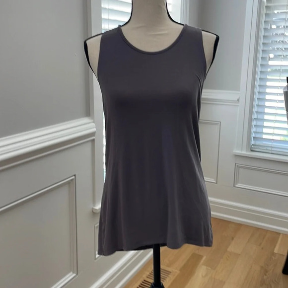 Athleta Ultimate Cross Back Tank S - Picture 1 of 5